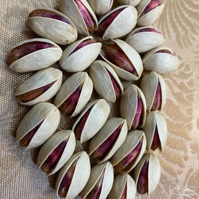 فروش پسته احمد اقایی