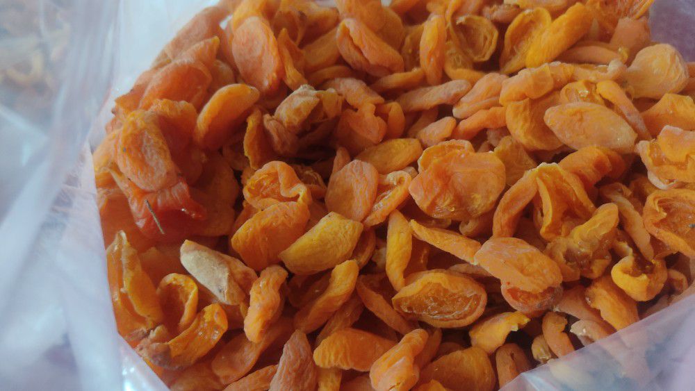 فروش برگه زردآلو