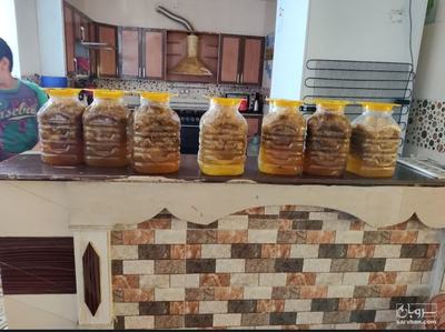 فروش عسل کنار