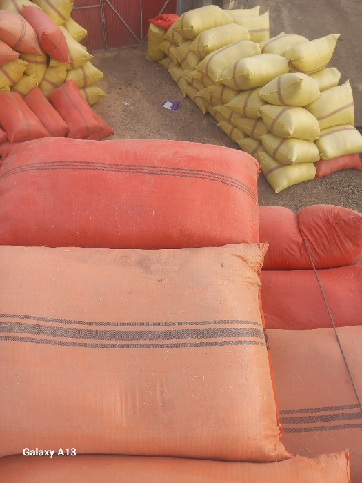 فروش کاه و کلش گندم