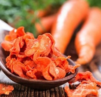 فروش هویج خشک (گیاه‌ دارویی)