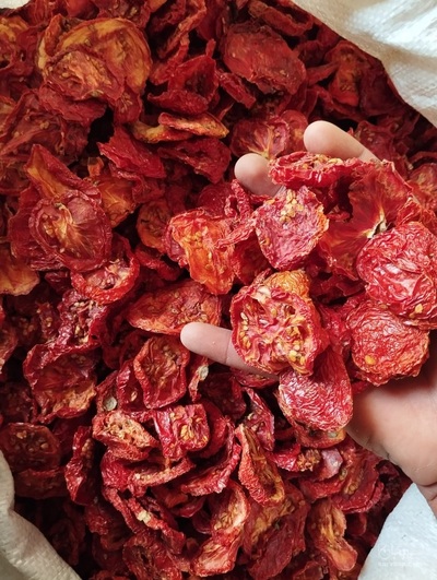 فروش گوجه خشک (گیاه‌ دارویی)