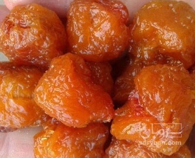 فروش آلو بخارا