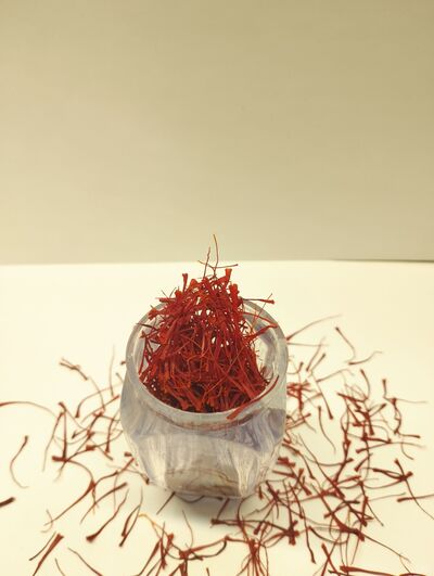 فروش زعفران (گیاه‌ دارویی)