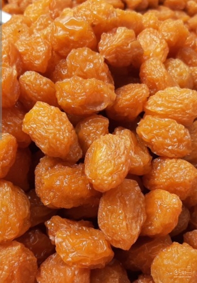 فروش آلو بخارا