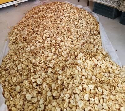 فروش گلابی خشک