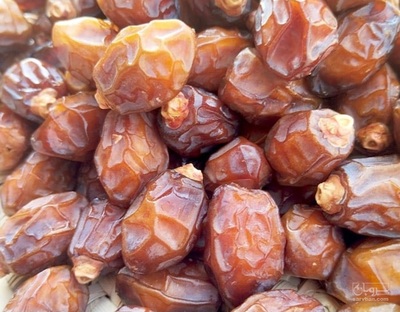 فروش خرما خاصویی