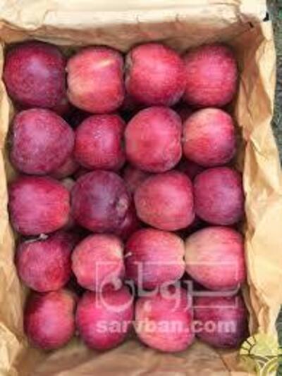 فروش سیب قرمز