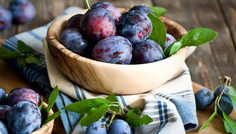 فروش آلو سیا