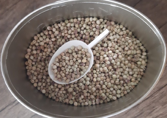 فروش تخم گشنیز (گیاه‌ دارویی)