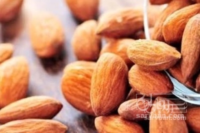 فروش بادام