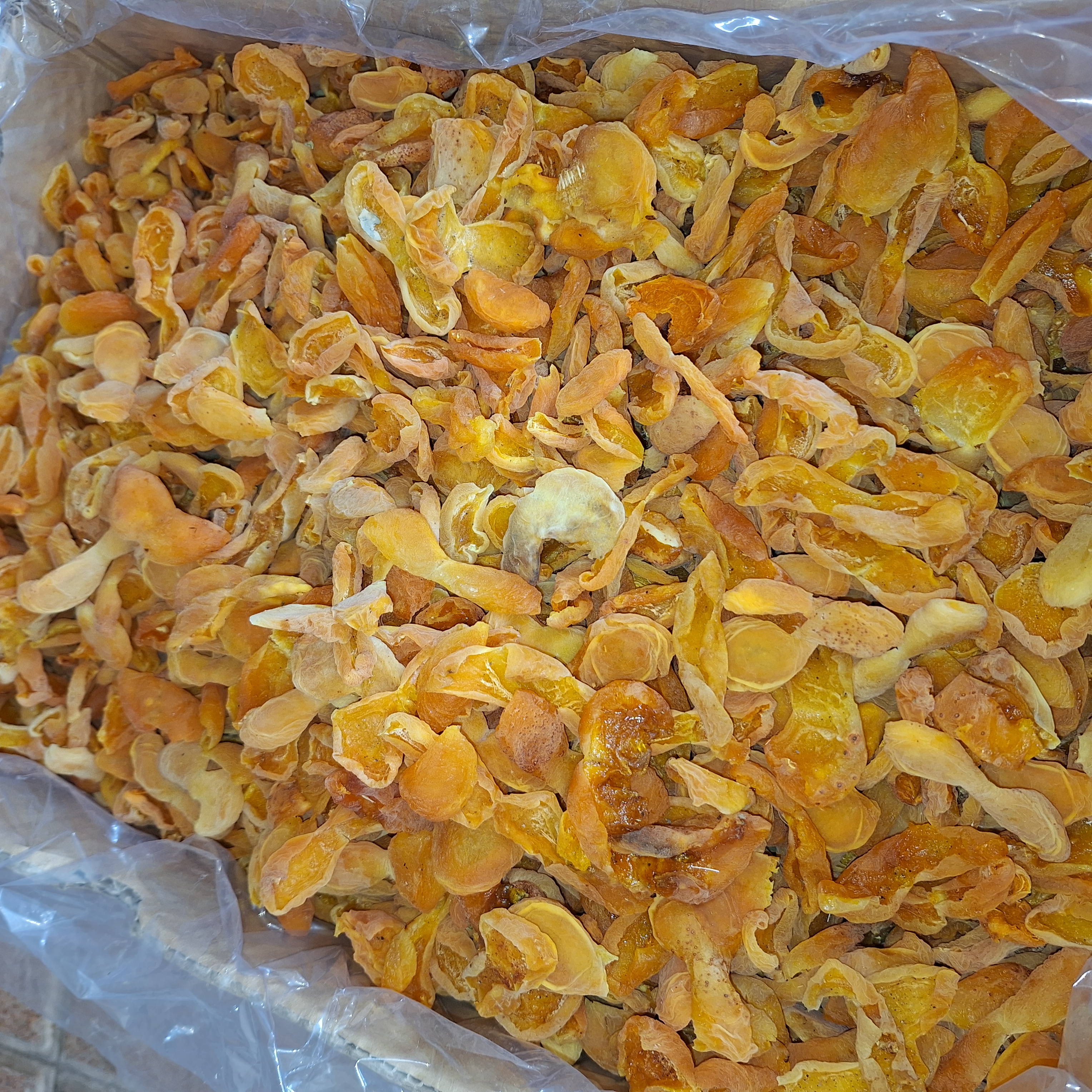 فروش برگه زردآلو