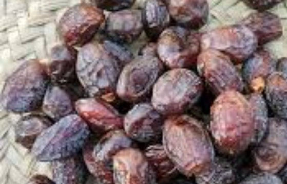 فروش خرما خنیزی