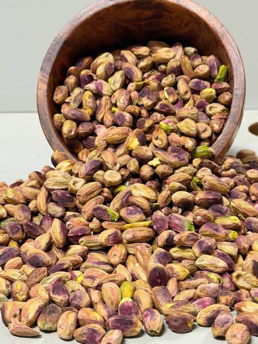 فروش مغز پسته بادامی