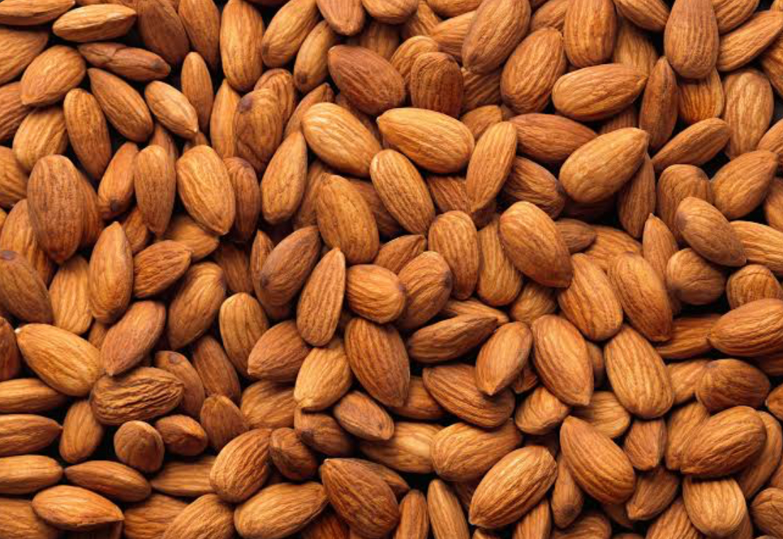 فروش بادام درختی