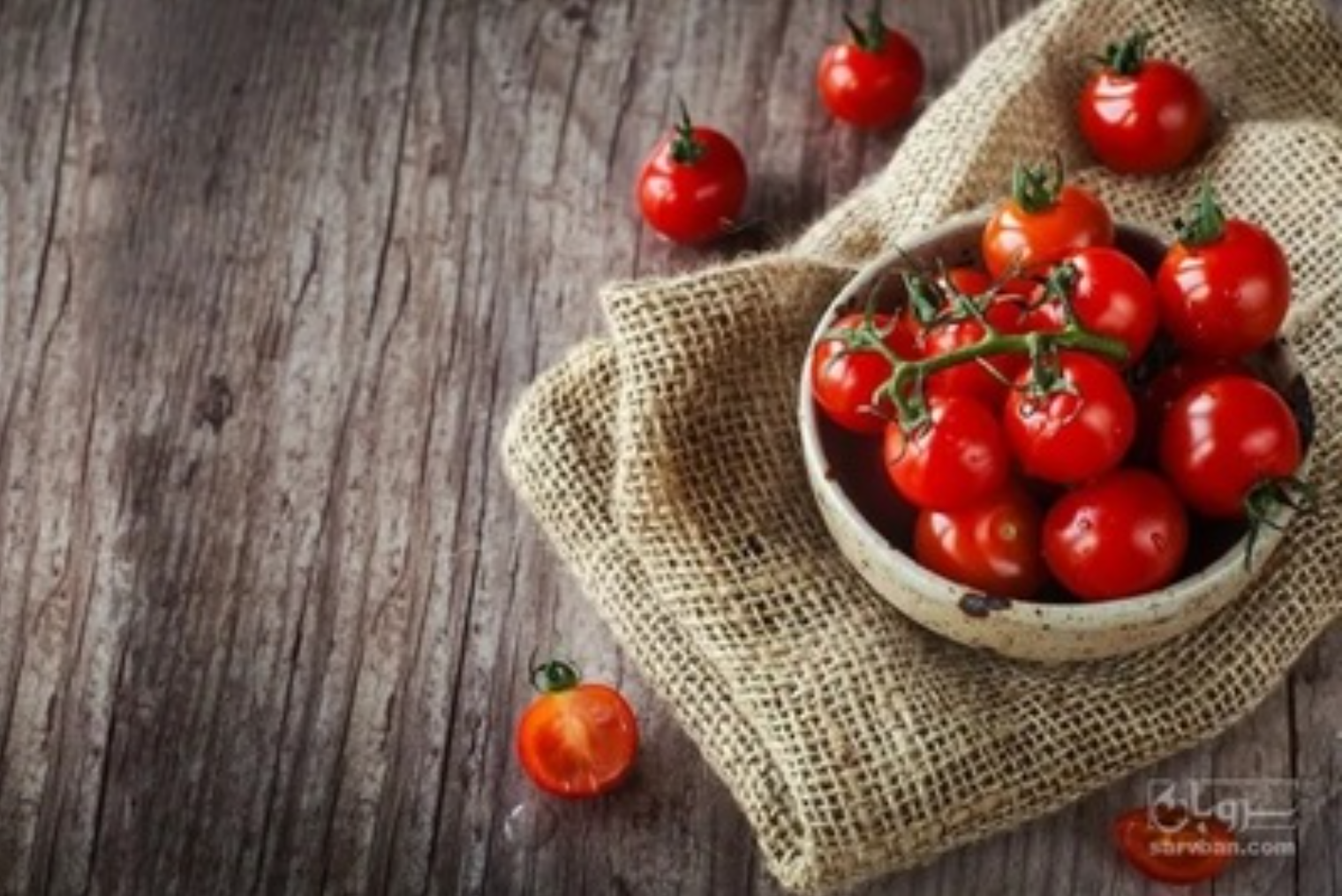 فروش گوجه فرنگی