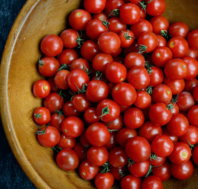 فروش گوجه فرنگی