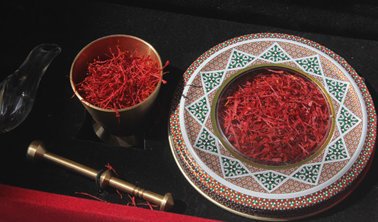 فروش زعفران (گیاه‌ دارویی)