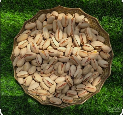 فروش پسته احمد آقا یی