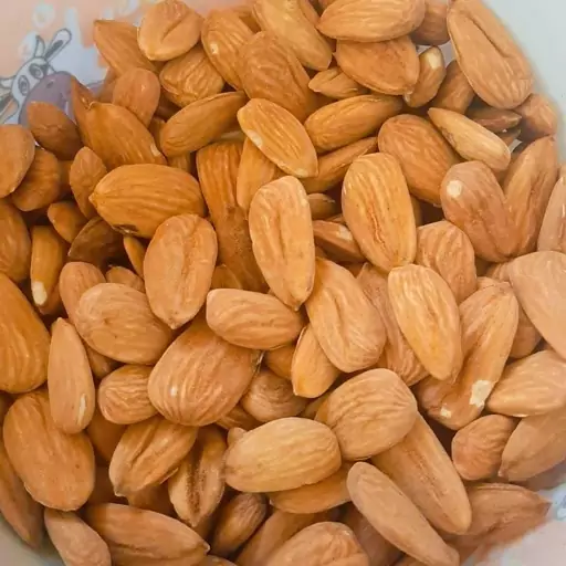 فروش بادام درختی بو داده
