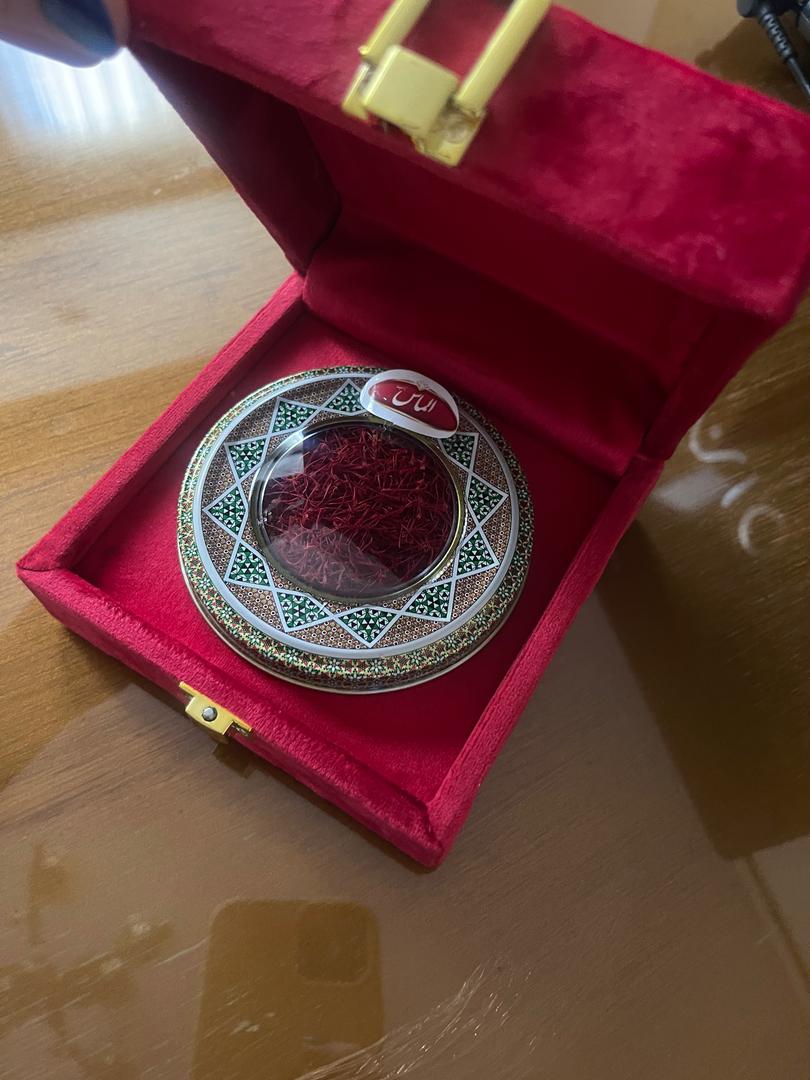 فروش زعفران (گیاه‌ دارویی)