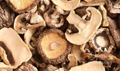 فروش قارچ دکمه ای خشک اسیابی