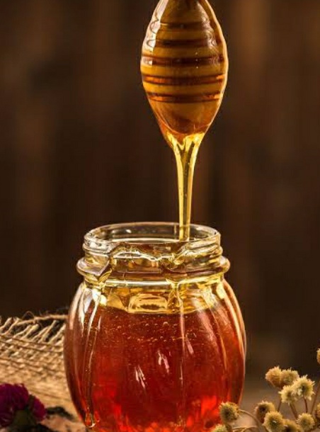 فروش عسل کنار