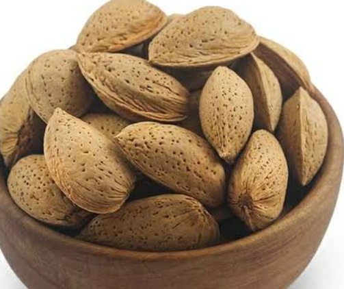 فروش بادام