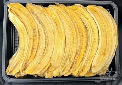 فروش موز خشک