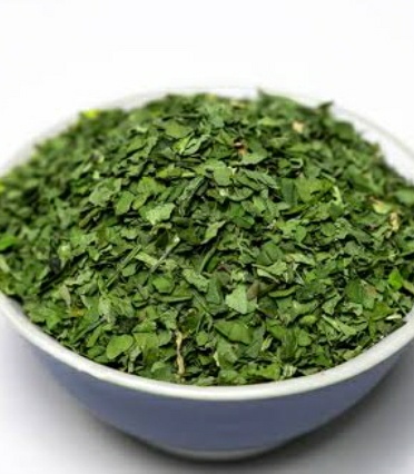 فروش  جعفری خشک  (گیاه‌ دارویی)