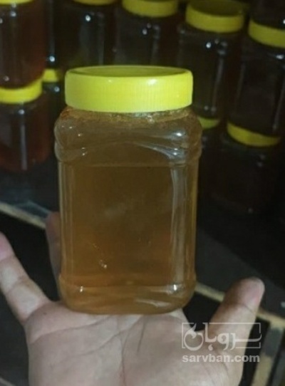 فروش عسل کنار